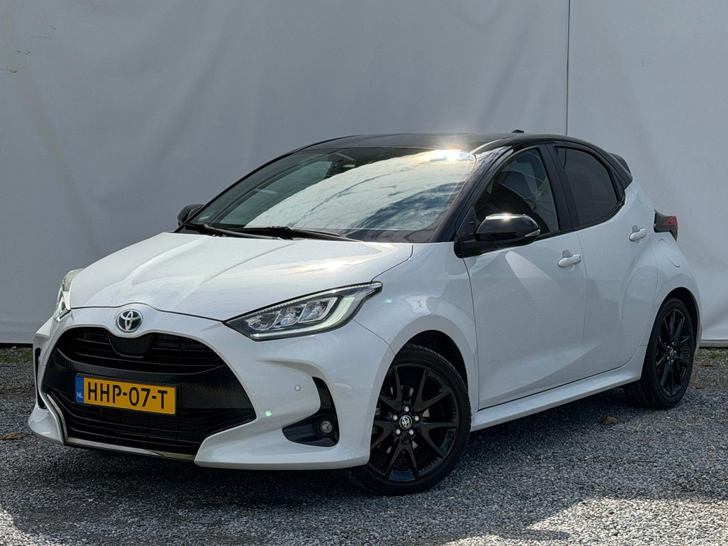 Toyota Yaris 1.5 Hybrid GR Sport 56605191-0.jpg | VAG Select